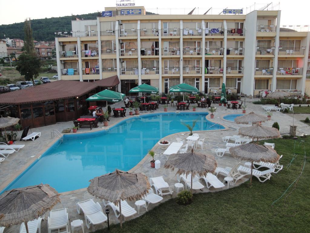 Park Hotel Argo Obzor Exteriör bild